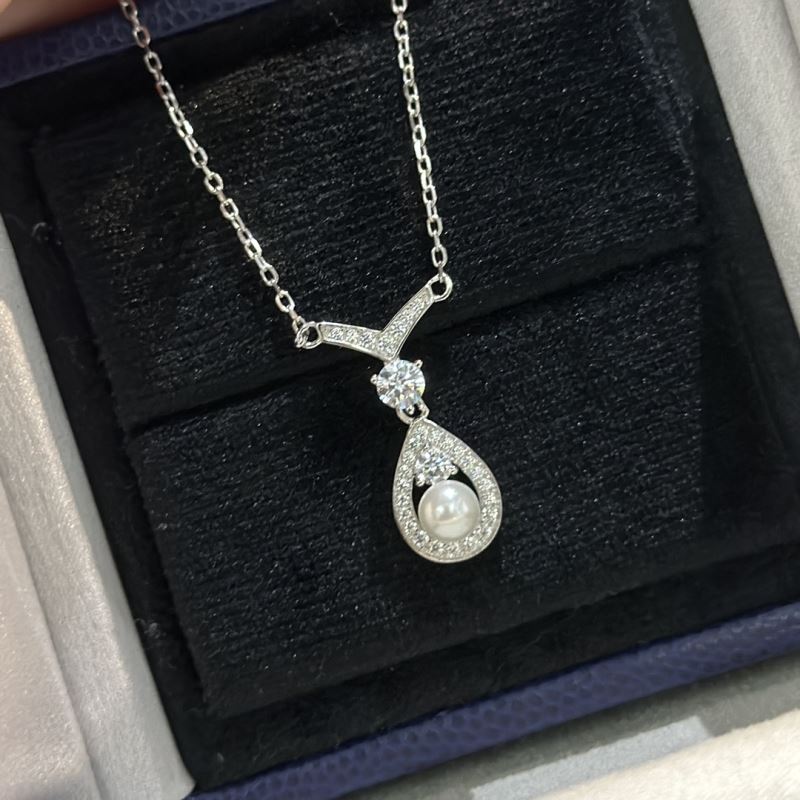 CHAUMET
